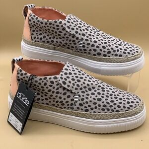 NEW Hey Dude Women's Peyton slip-on Shoes cheetah print pattern Size 8